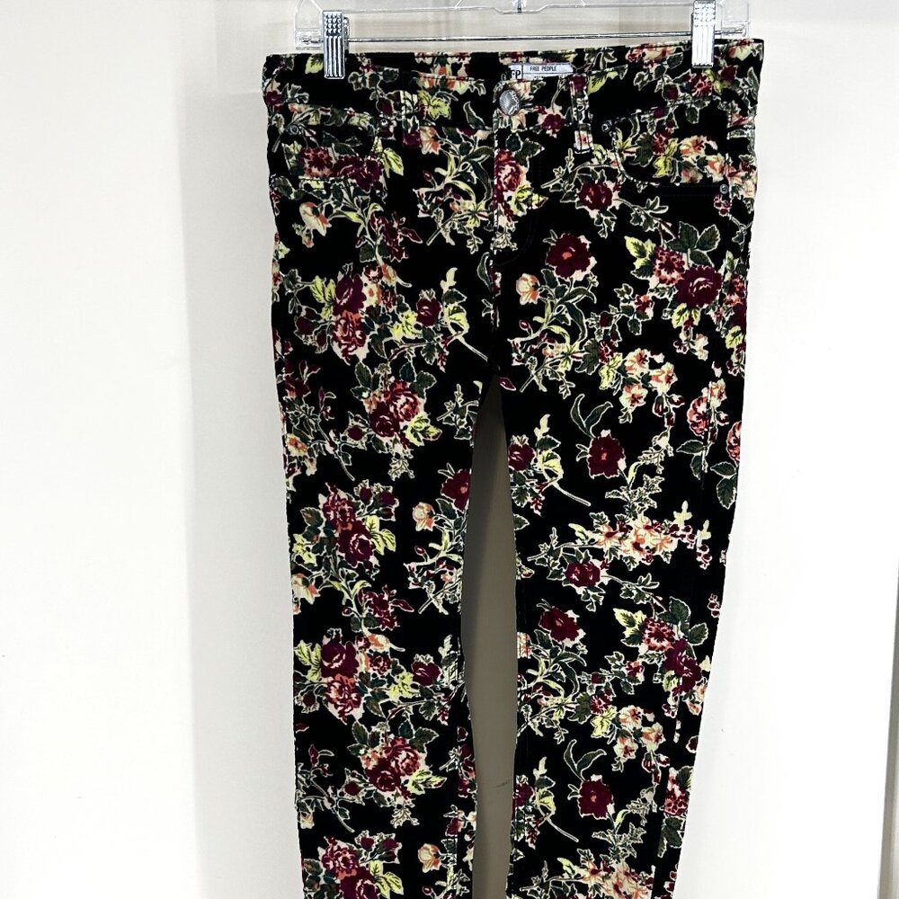 Free People Floral Print on black background Corduroy Pants Jeans size 27